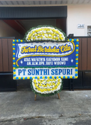 Papan Bunga Duka di Kayu Putih